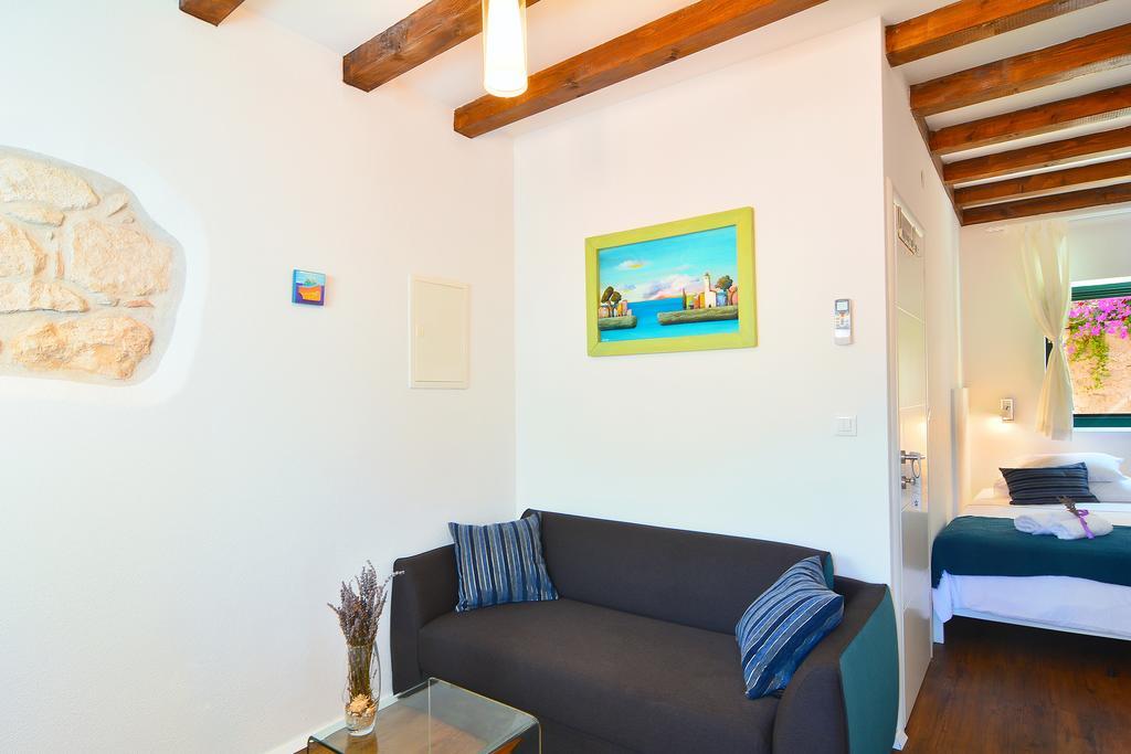 Apartments And Rooms Kampanel Hvar Town Szoba fotó