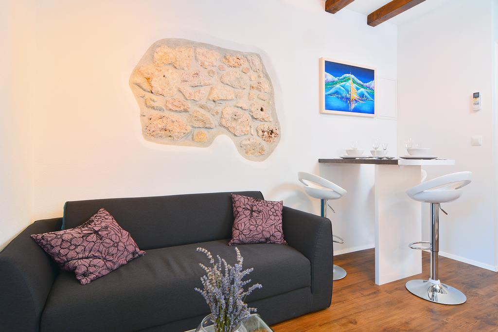 Apartments And Rooms Kampanel Hvar Town Szoba fotó